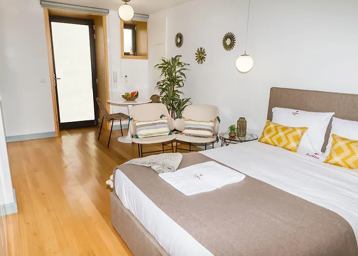 Formosa 168 By Guestify *