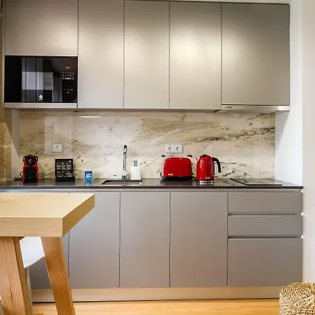 Formosa 168 By Guestify شقة