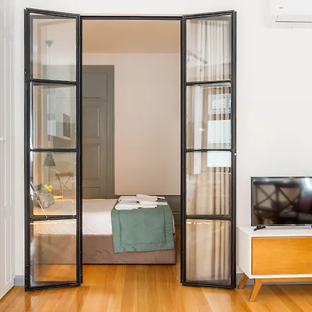 Formosa 168 By Guestify * Porto